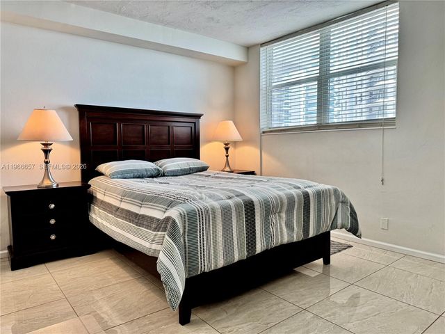 3001 S Ocean Dr 349, Hollywood, FL 33019