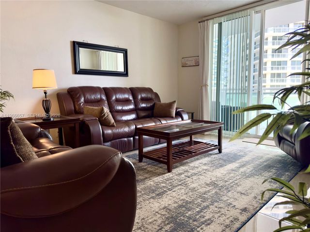 3001 S Ocean Dr 349, Hollywood, FL 33019