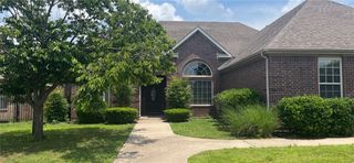5301 S Stone Bay Court, Rogers, AR 72758
