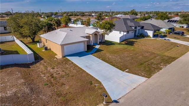 2102 NE 17th AVE, Cape Coral, FL 33909