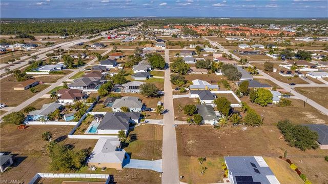 2102 NE 17th AVE, Cape Coral, FL 33909