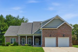 181 Misty Dr, Pleasant View, TN 37146