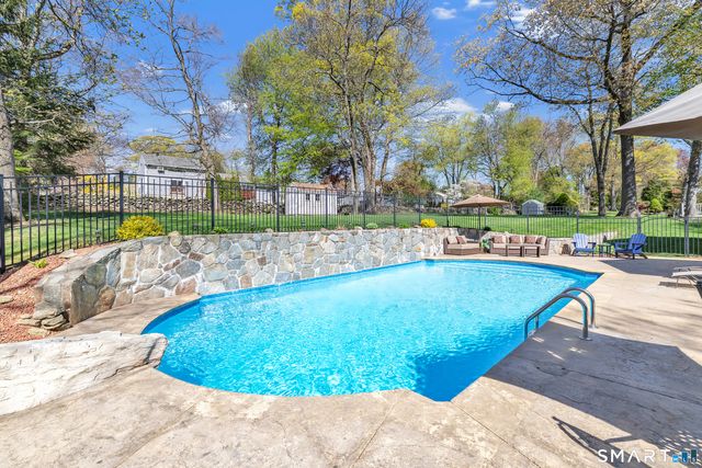 109 Sterling Road, Trumbull, CT 06611