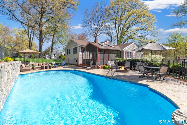 109 Sterling Road, Trumbull, CT 06611