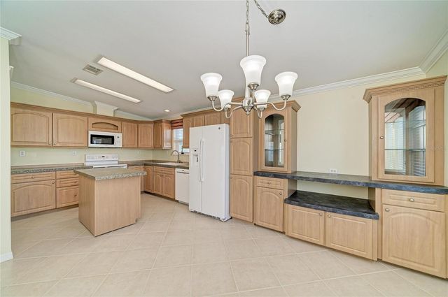 5316 53RD AVENUE E A23, Bradenton, FL 34203