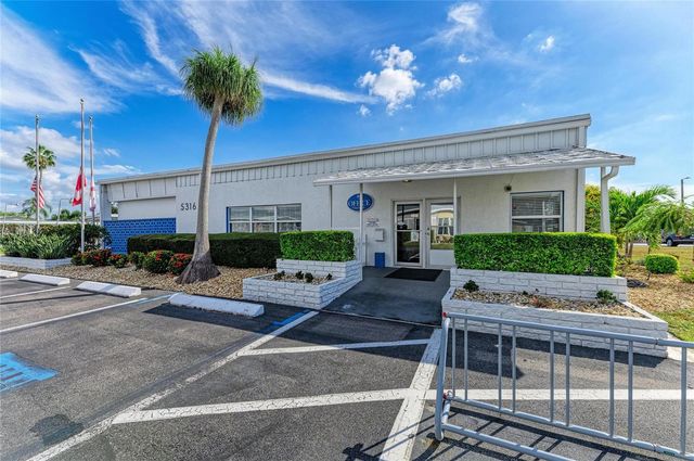 5316 53RD AVENUE E A23, Bradenton, FL 34203