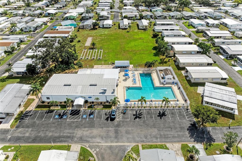 Image 48 of property listing at 5316 53RD AVENUE E A23, Bradenton, FL 34203