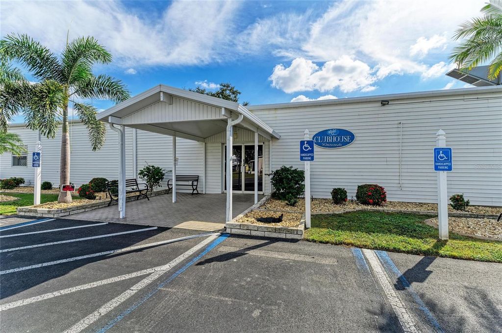 Image 54 of property listing at 5316 53RD AVENUE E A23, Bradenton, FL 34203
