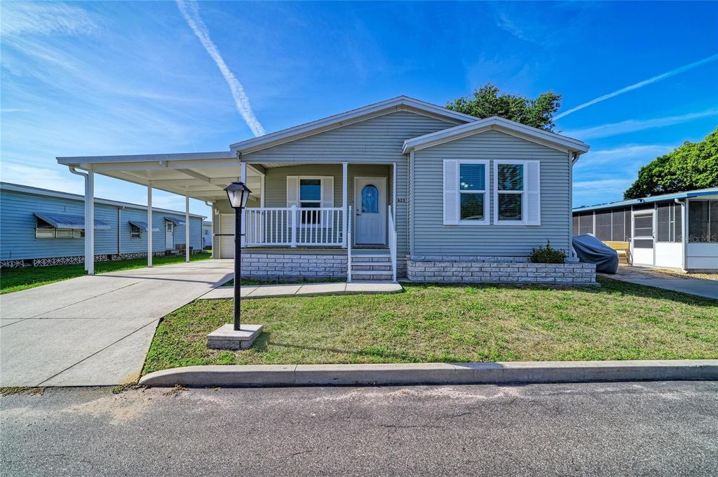 Image 8 of property listing at 5316 53RD AVENUE E A23, Bradenton, FL 34203