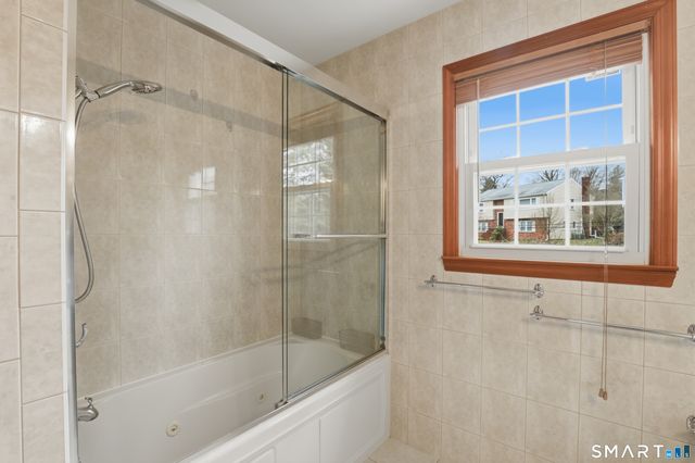 36 Somerset Lane, Stamford, CT 06903