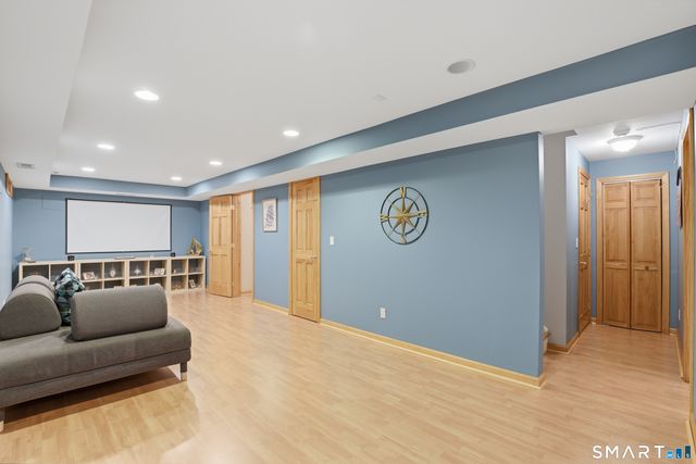 36 Somerset Lane, Stamford, CT 06903