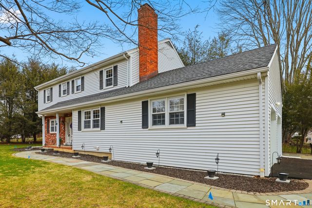 36 Somerset Lane, Stamford, CT 06903
