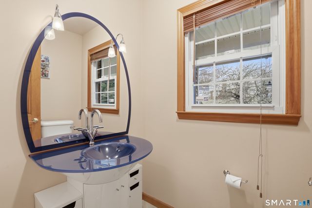 36 Somerset Lane, Stamford, CT 06903