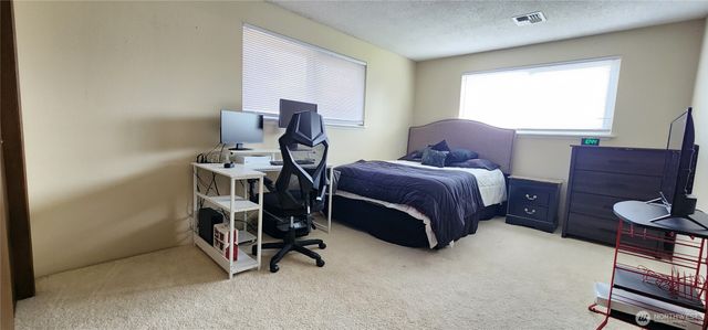 721 S 12th Street, Shelton, WA 98584