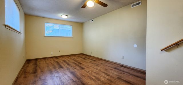 721 S 12th Street, Shelton, WA 98584