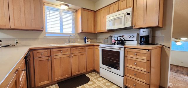 721 S 12th Street, Shelton, WA 98584