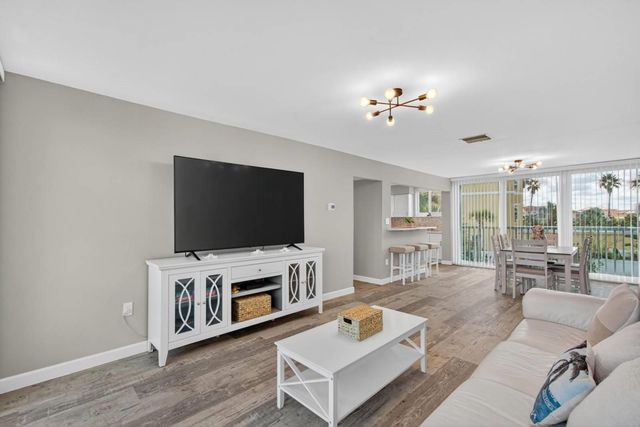 5500 OCEAN SHORE BOULEVARD UT02, Ormond Beach, FL 32176