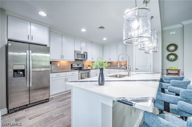 15205 Butler Lake DR 101, Naples, FL 34109