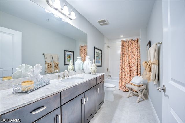 15205 Butler Lake DR 101, Naples, FL 34109