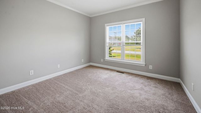 618 Broadmoor Court, Grimesland, NC 27837