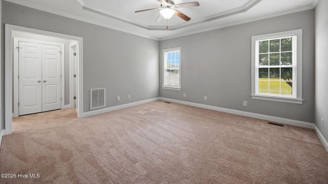 618 Broadmoor Court, Grimesland, NC 27837