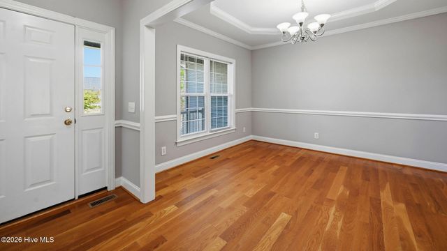 618 Broadmoor Court, Grimesland, NC 27837