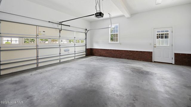 618 Broadmoor Court, Grimesland, NC 27837