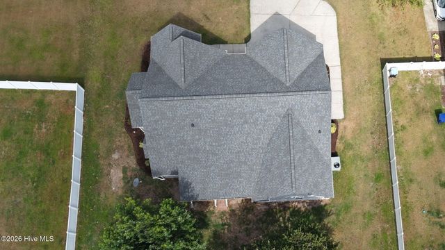 618 Broadmoor Court, Grimesland, NC 27837