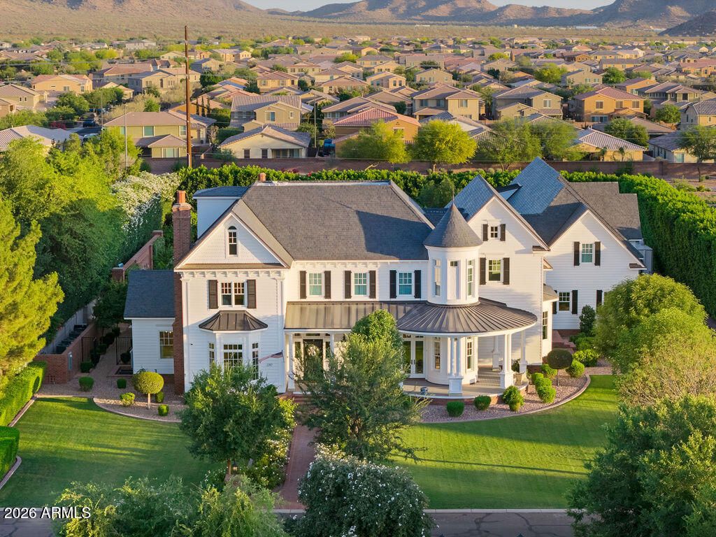 2747 E HAYMORE Court, Gilbert, AZ 85298 — exterior