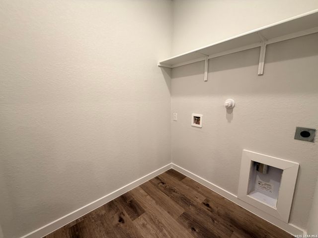9879 Chavaneaux, San Antonio, TX 78221