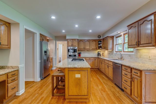 1562 Georgetown Road, Miami Twp, OH 45140