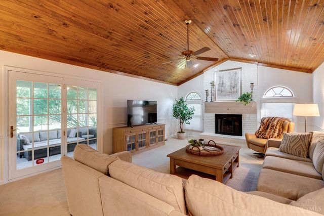 1562 Georgetown Road, Miami Twp, OH 45140