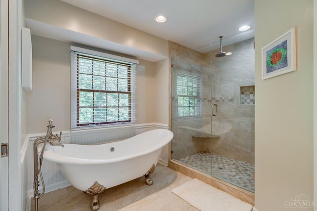 1562 Georgetown Road, Miami Twp, OH 45140