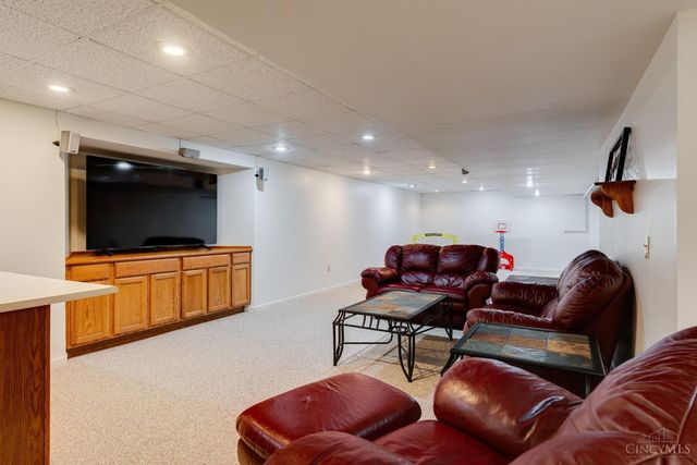 1562 Georgetown Road, Miami Twp, OH 45140