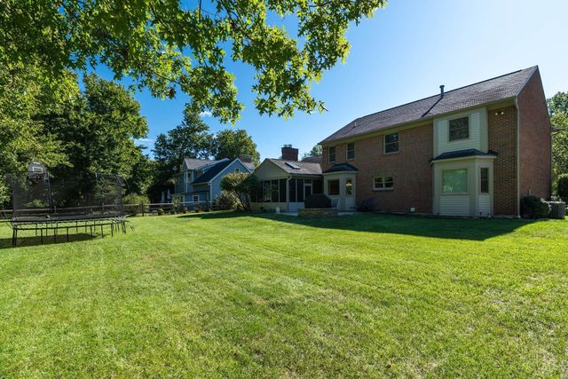 1562 Georgetown Road, Miami Twp, OH 45140