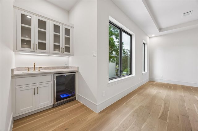 316 W 30th Street, Houston, TX 77018
