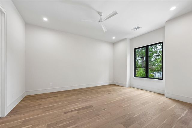 316 W 30th Street, Houston, TX 77018