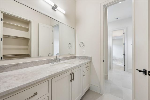316 W 30th Street, Houston, TX 77018