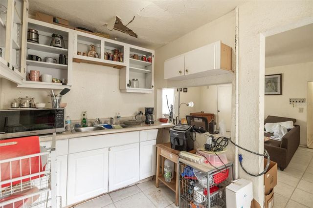 214 W HANNA AVENUE A, Tampa, FL 33604