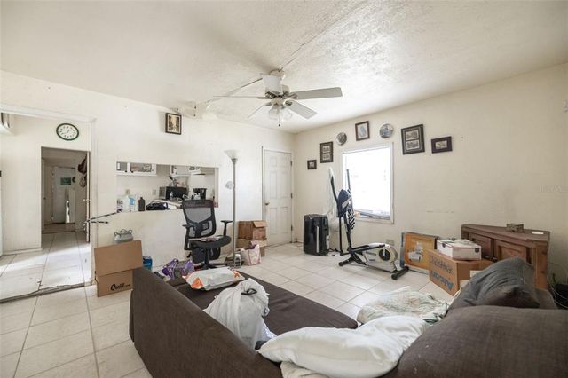 214 W HANNA AVENUE A, Tampa, FL 33604