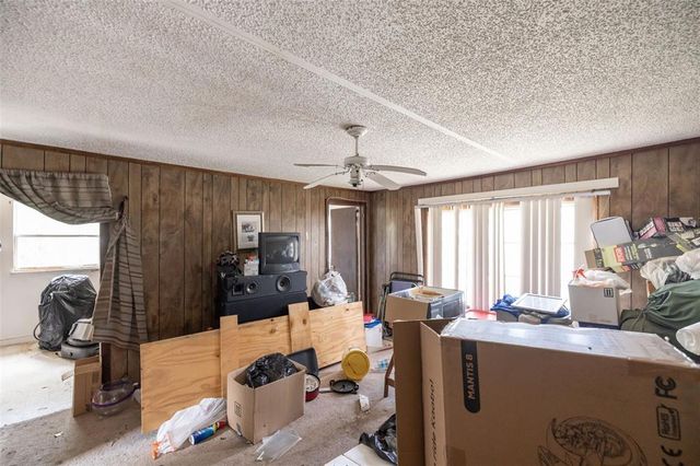 214 W HANNA AVENUE A, Tampa, FL 33604