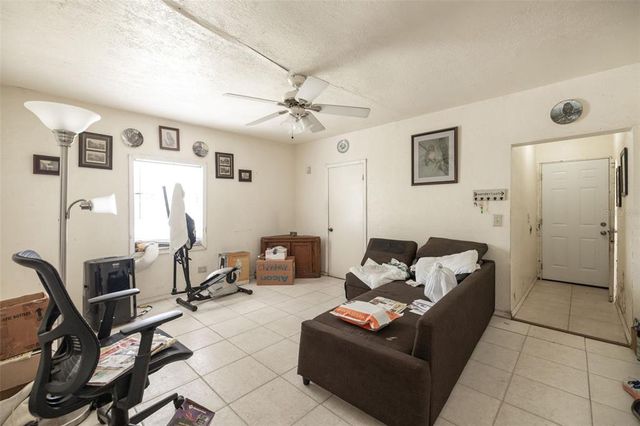 214 W HANNA AVENUE A, Tampa, FL 33604