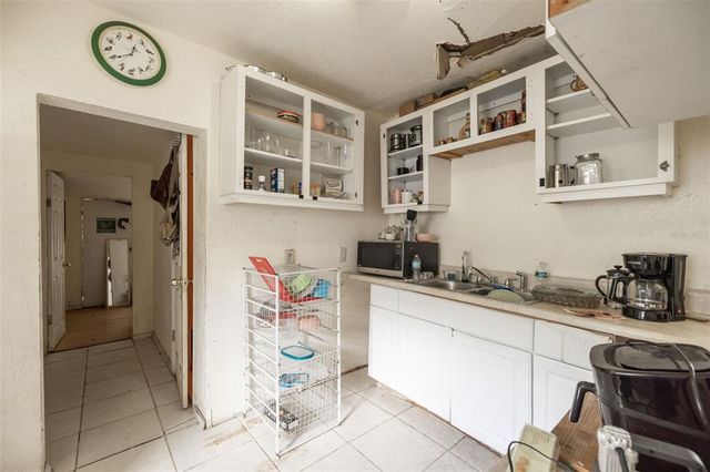 214 W HANNA AVENUE A, Tampa, FL 33604