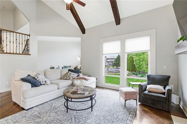 1637 NE Woodland Shores Drive, Lee's Summit, MO 64086