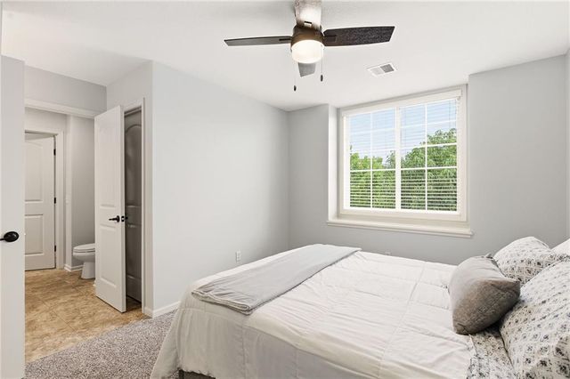 1637 NE Woodland Shores Drive, Lee's Summit, MO 64086