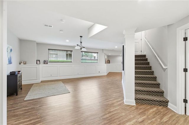 1637 NE Woodland Shores Drive, Lee's Summit, MO 64086