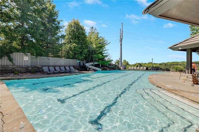1637 NE Woodland Shores Drive, Lee's Summit, MO 64086