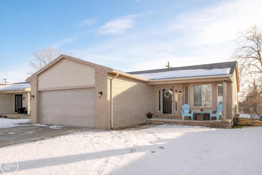 13850 Hartill Drive, Warren, MI 48089