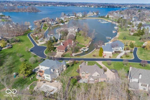 11691 Diamond Pointe Court, Indianapolis, IN 46236