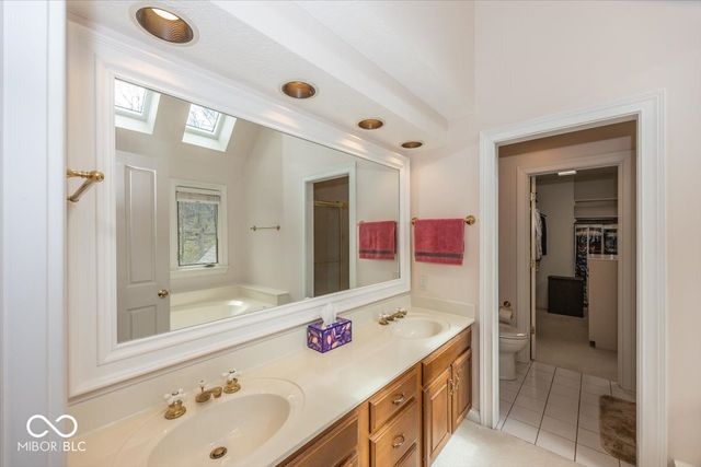 11691 Diamond Pointe Court, Indianapolis, IN 46236